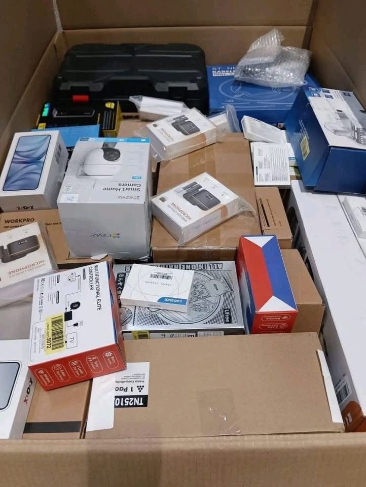 WhatsApp-Image-2025-11-08-at-11.06.19 Amazon Electronics Mystery Box Pallet – 10 Boxes Wholesale Liquidation for Resale ($500) - Image 1