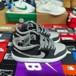 Authentic Nike sneakers pallets 100 pairs per pallet - Image 5