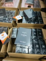 Premium mixed Perfumes Pallets liquidation - Image 4